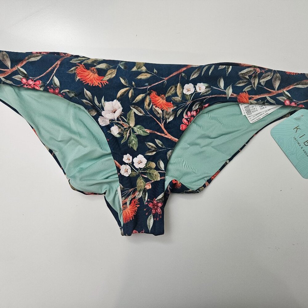 266. Kibys reversible bikini bottom. NWT